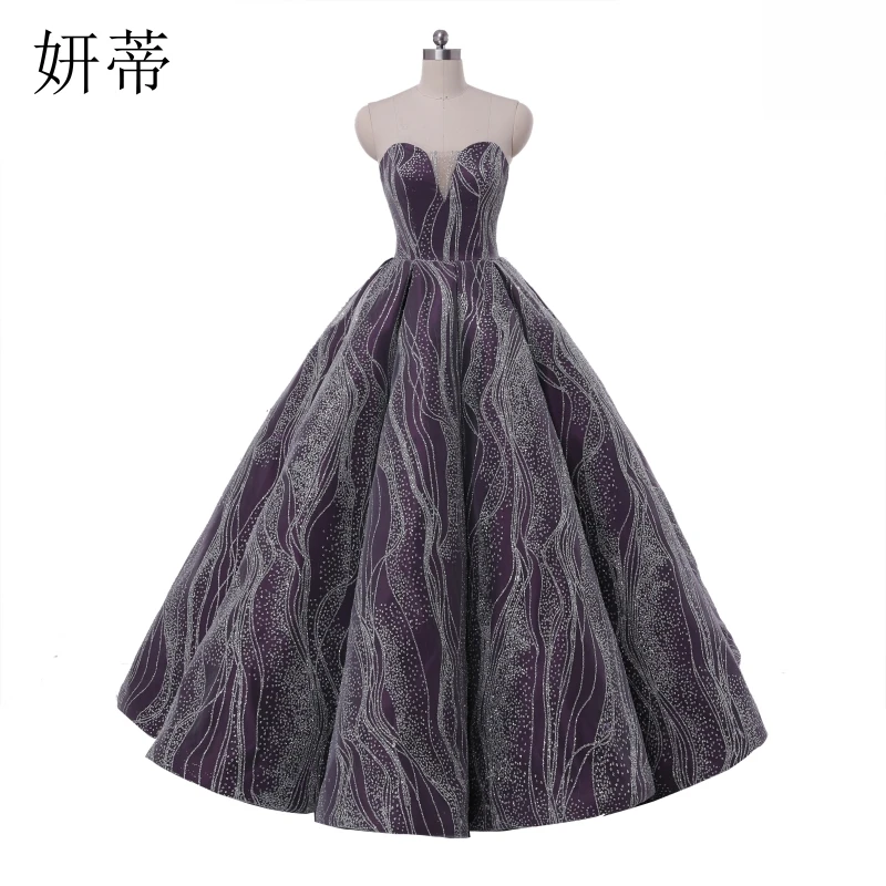 Очаровательное кружевное бальное платье с открытой спиной и блестками свадебное