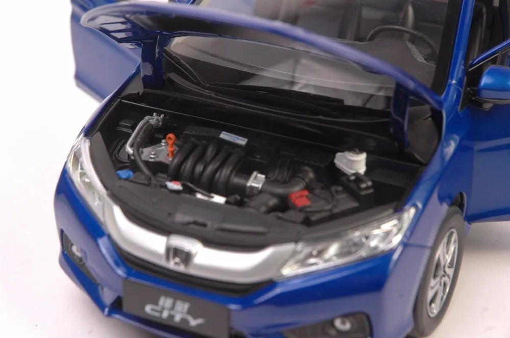 1:18 литая под давлением модель для Honda City синяя Игрушечная машина из сплава миниатюрная коллекция подарки ДЖАЗ Fit