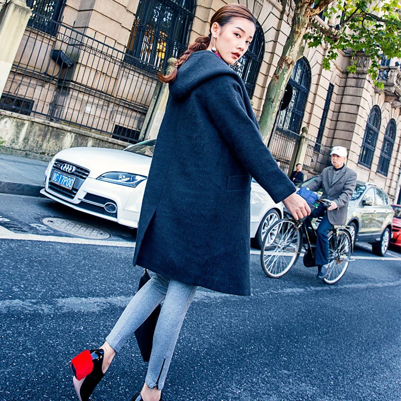 Осень-зима Для женщин Новинка 2017 года теплые пальто с капюшоном Свободные