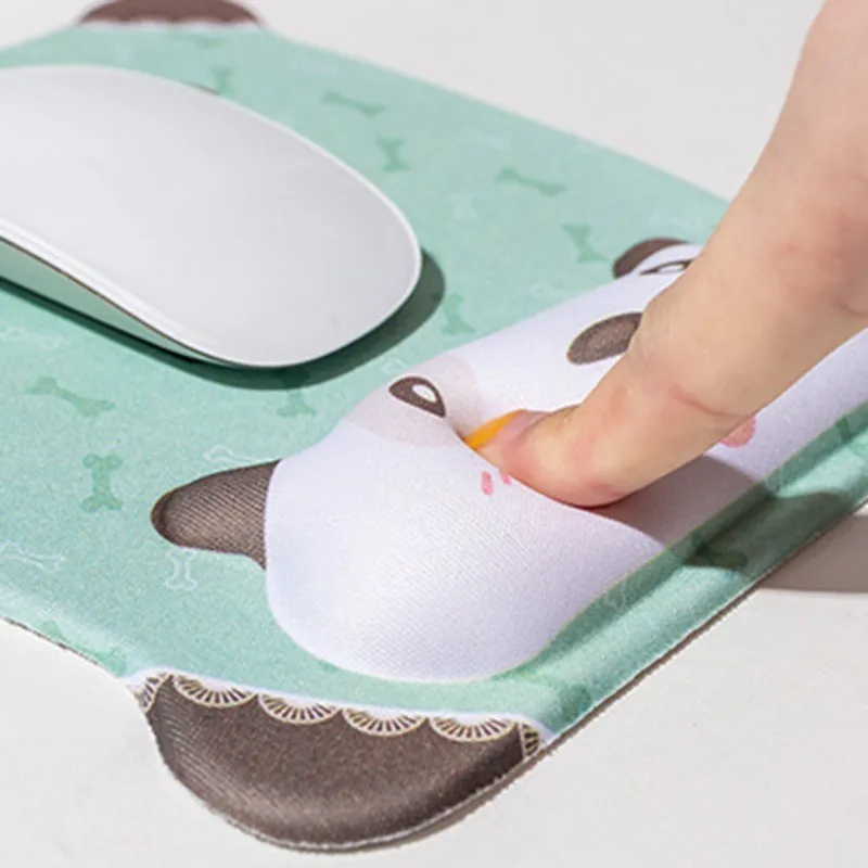 205*250mm Cartoon Silicone Soft Laptop Mouse Pad Wrist Cushion, Durable, Comfortable And Soft Mouse Pad