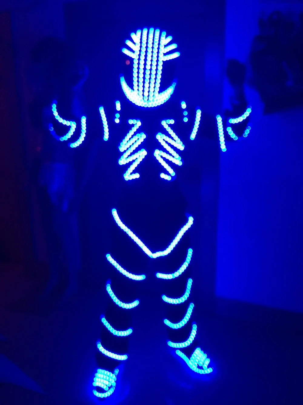 Рисунок 4 - Новый дизайн, светодиодная танцевальная одежда