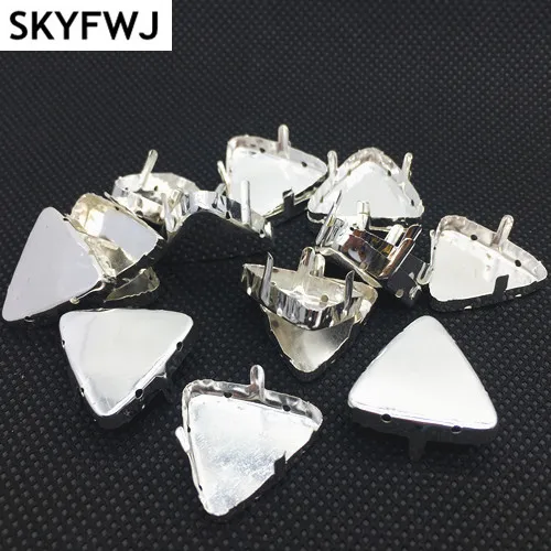 

Металлические треугольные отверстия для Стразы, все размеры 12 мм, 18 мм, 23 мм