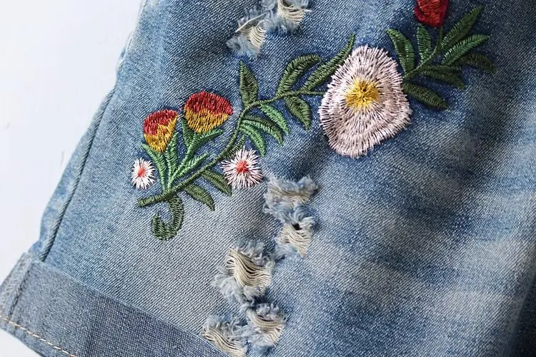 Летние женские шорты Sen с эластичной резинкой на талии цветочной вышивкой |