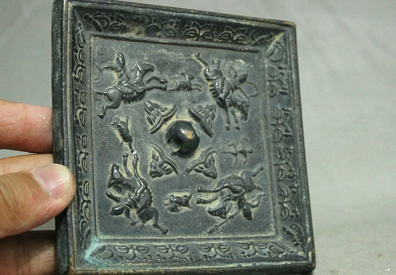 Собирайте древнюю бронзовую статую человека из династии Китая старинное медное