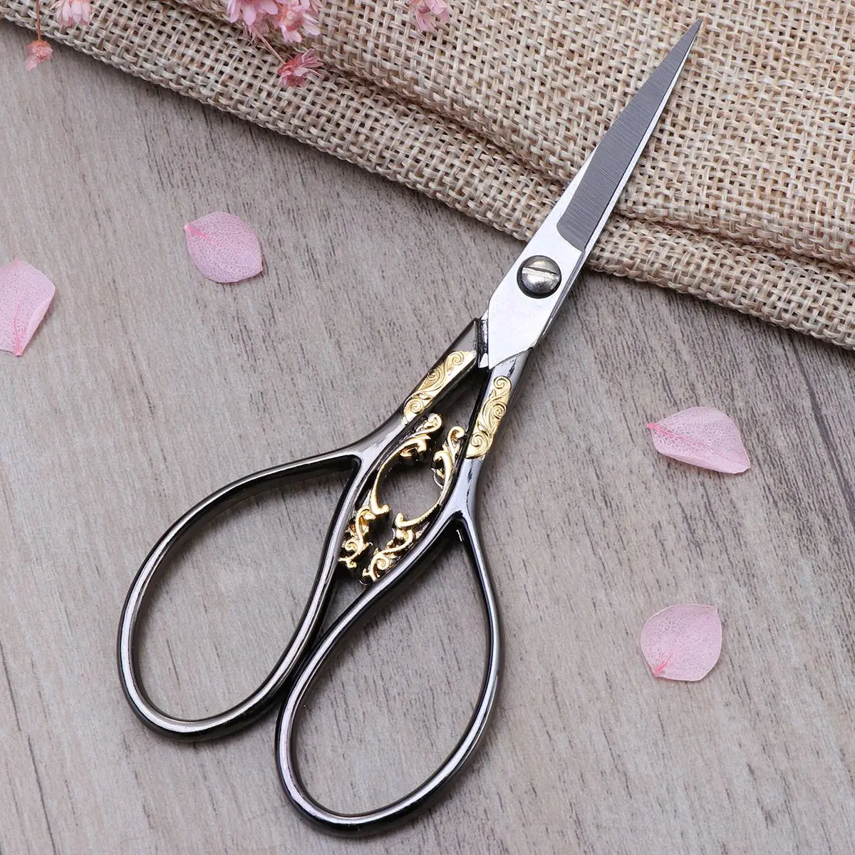 Vintage European Style Stainless Steel Precision Embroidery Scissor for Sewing Craft Art Work Everyday Use (Pattern 1) | Инструменты