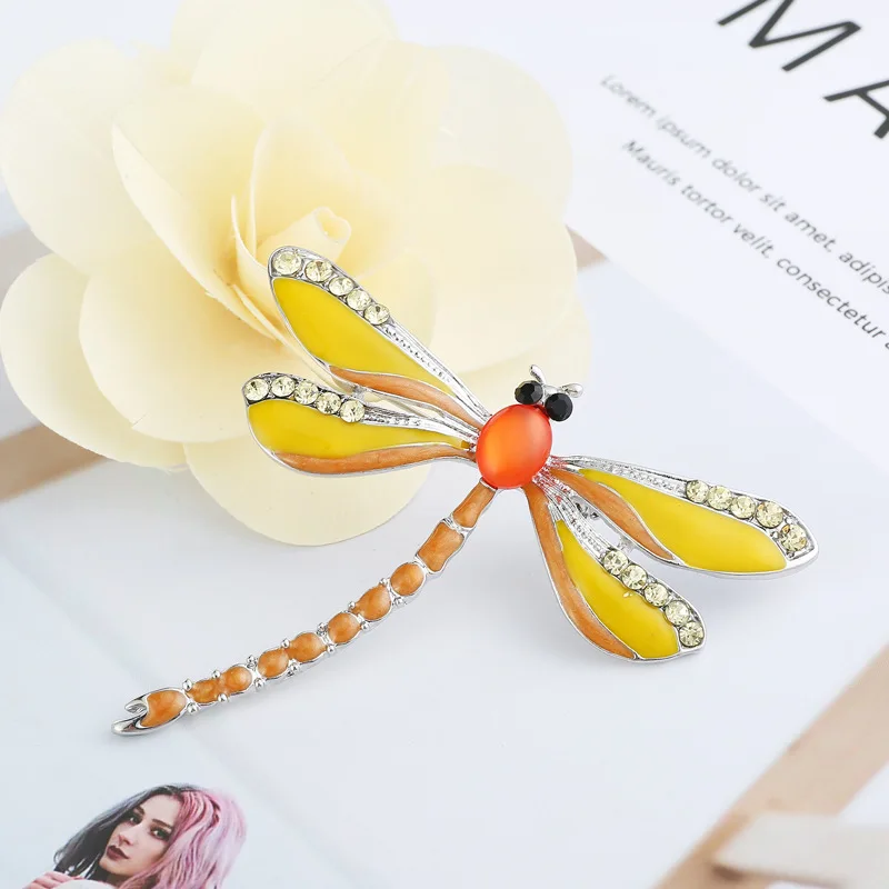 Изящная стрекоза брошь в виде насекомого желтая эмалированная бриллиантовая для