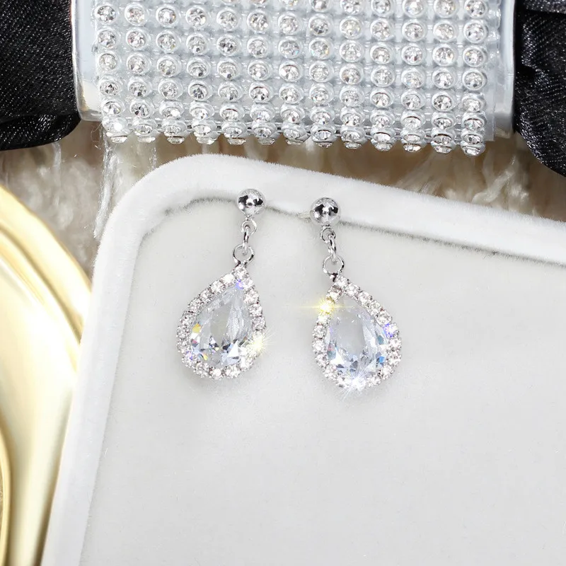 FYUAN маленькие циркониевые Висячие серьги для женщин Bijoux круглые капли воды Кристалл Модные серьги с подвесками Ювелирные изделия Подарки
