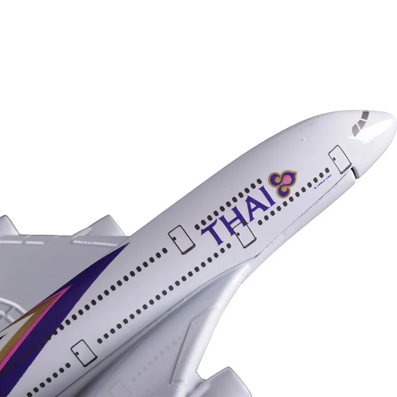 Модель самолета A380 16 см авиакомпании тайские авиалинии модель из сплава Тайланда