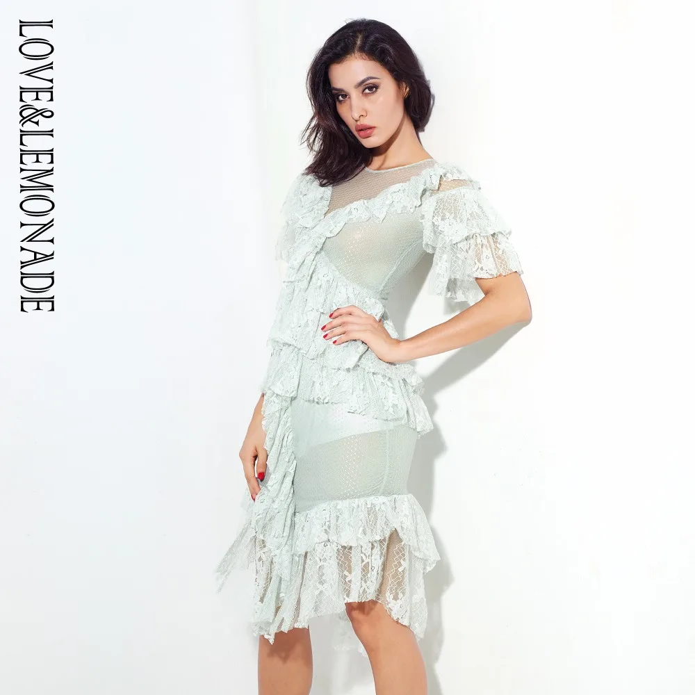 Женское платье с круглым вырезом LOVE & LEMONADE светло зеленое кружевной отделкой в