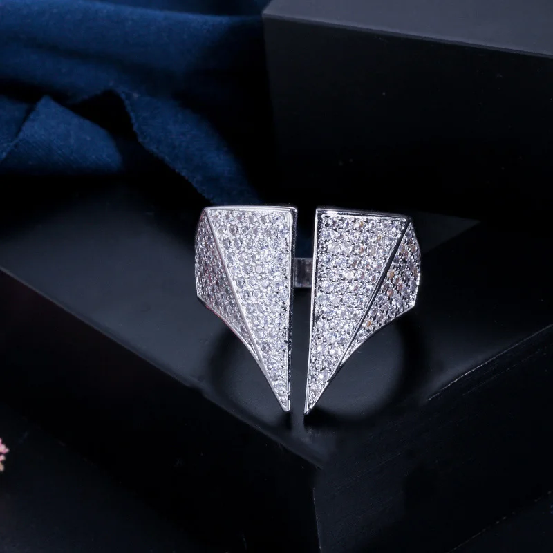 Silver CWWZircons регулируемый размер серебро и розовое золото цвет микро проложить кубический цирконий большой треугольник панк рок-кольца для женщин R132 - Цвет основного камня: Silver