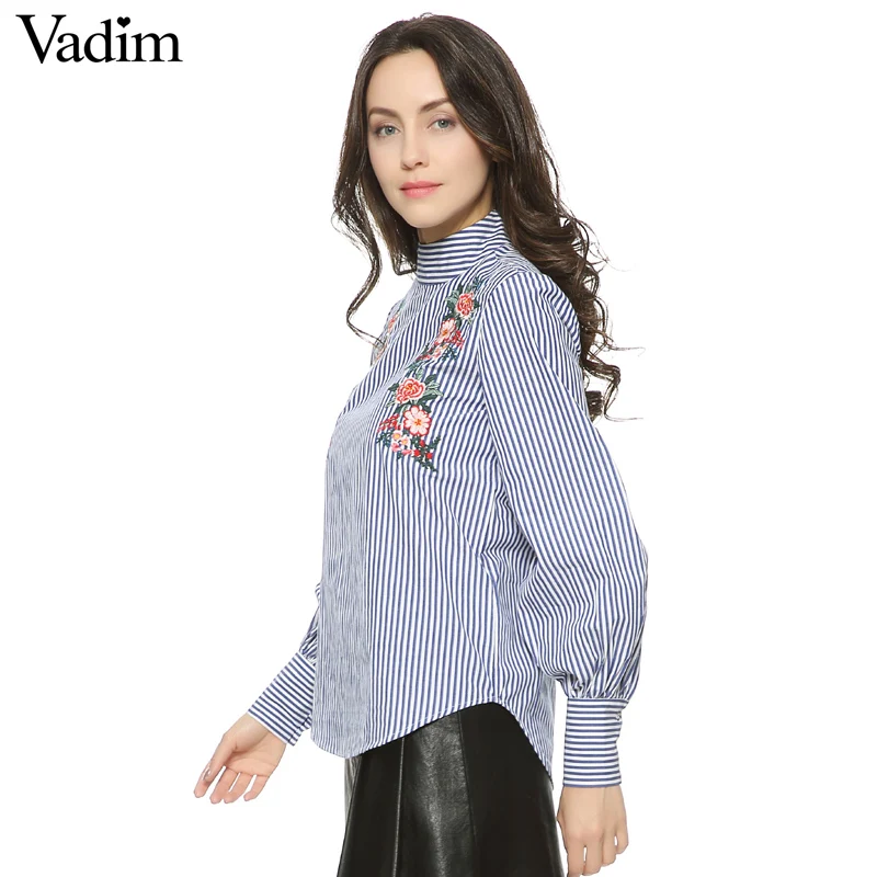 Блузка Vadim Женская с вышитыми цветами в полоску из хлопка длинным рукавом высоким