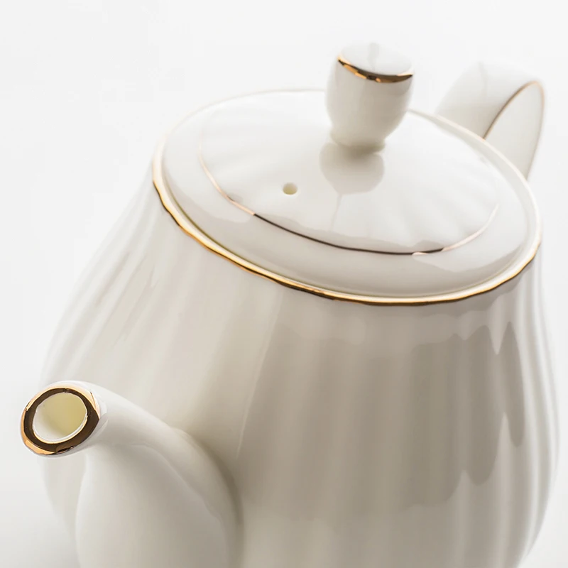 1000 мл современный кофейник в европейском стиле с контурной ручкой золотом