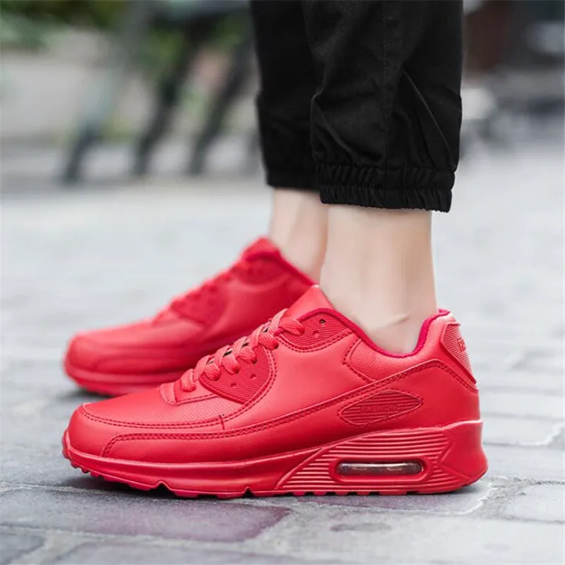 Женские кроссовки на плоской подошве платформе со шнуровкой весна лето