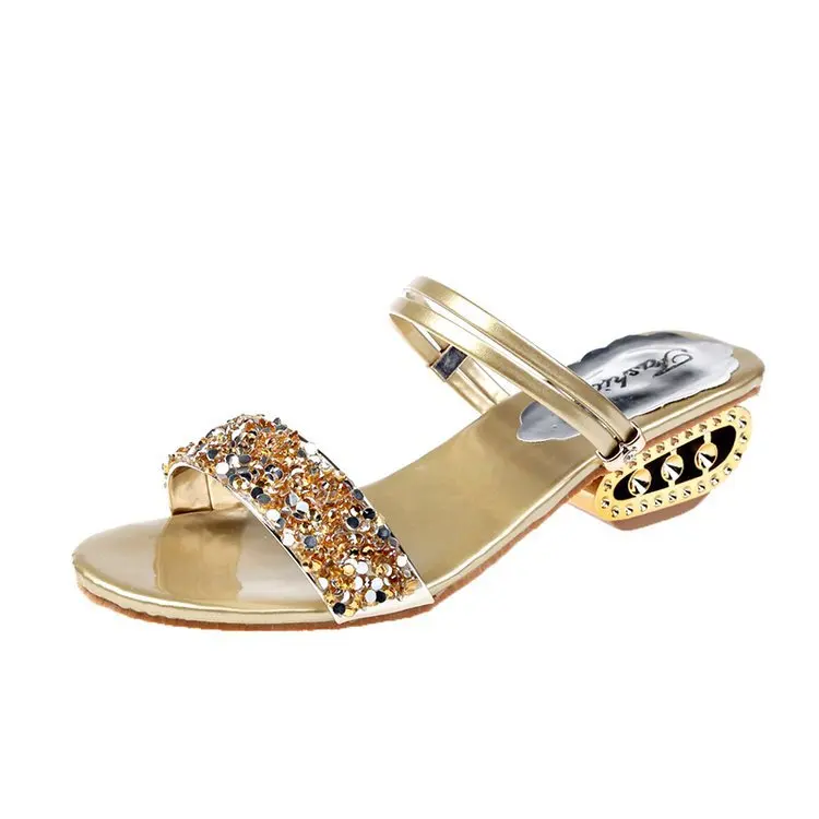 

Women Sandals Bling Crystal Summer Shoes Woman Beach Flat Sandals Plus Size Flip Flop Ladies Soft Bottom Slippers Female 41