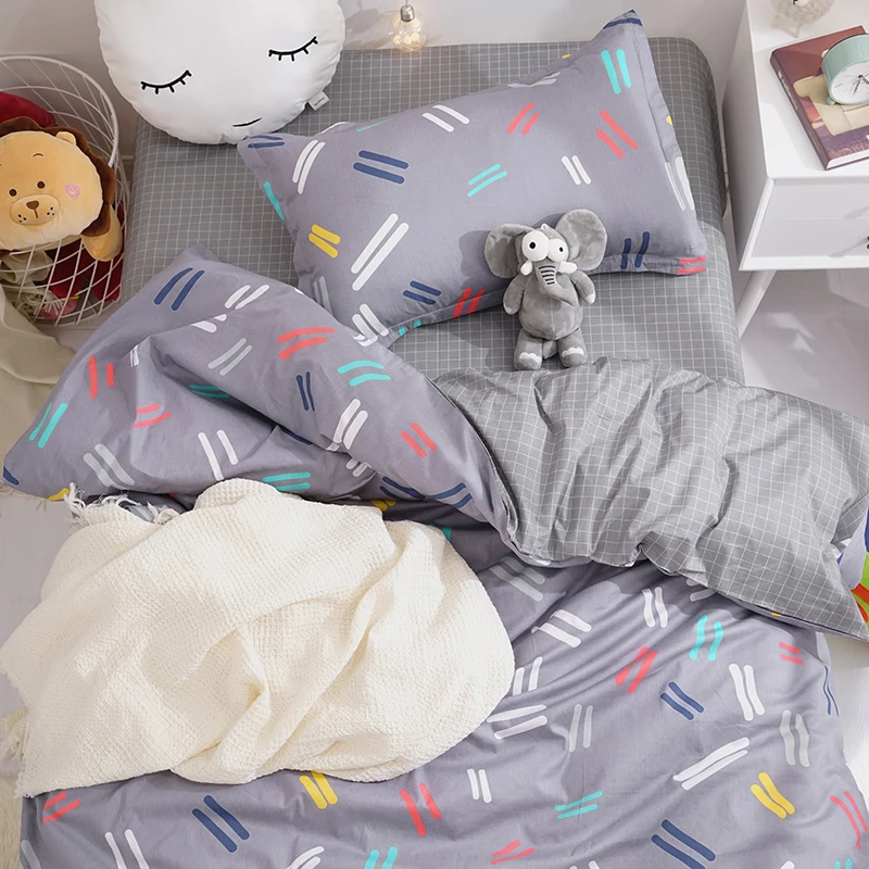 Комплект постельного белья с мультяшной короной белый и синий комплект