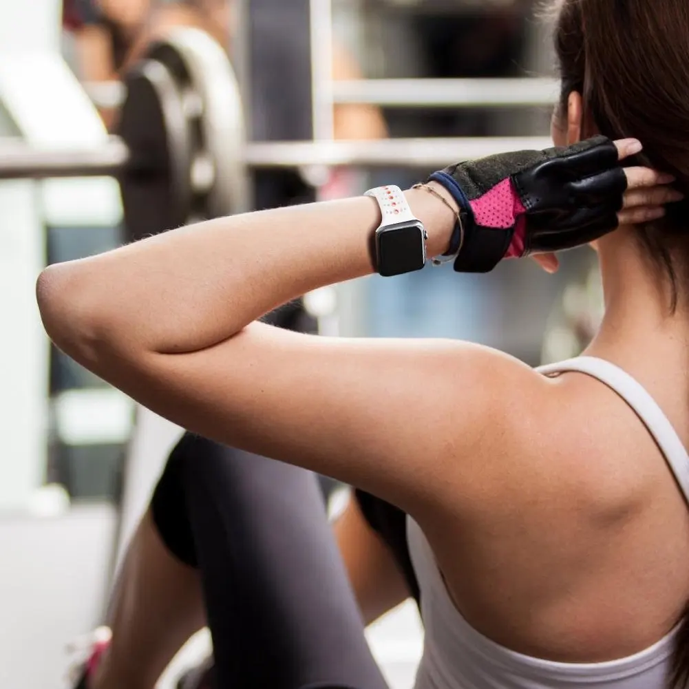 Силиконовый ремешок для apple watch 5 ремешок 44 мм 40 мм iWatch 38 мм 42 мм пористый спортивный ремешок для часов Браслет apple watch 4 3 2 1 38 40