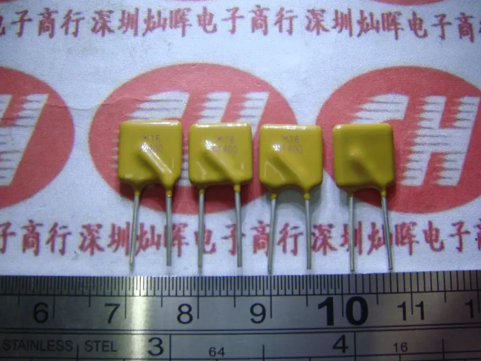 

50 . RGEF400 GF400 4A 4000mA 16V PPTC