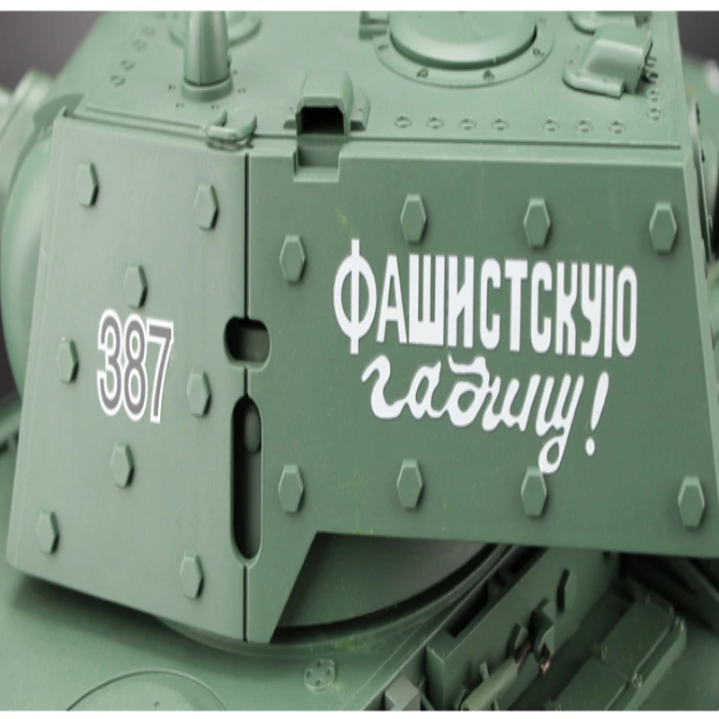 Россия KV-1 бронированный боевой танк с дистанционным управлением модель 1:16 металл/пластик револьверный вращающийся имитационный светильник звук дым мальчик р/у танк