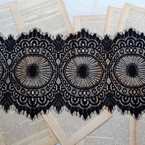 Кружевное нижнее белье 28 см | Дом и сад