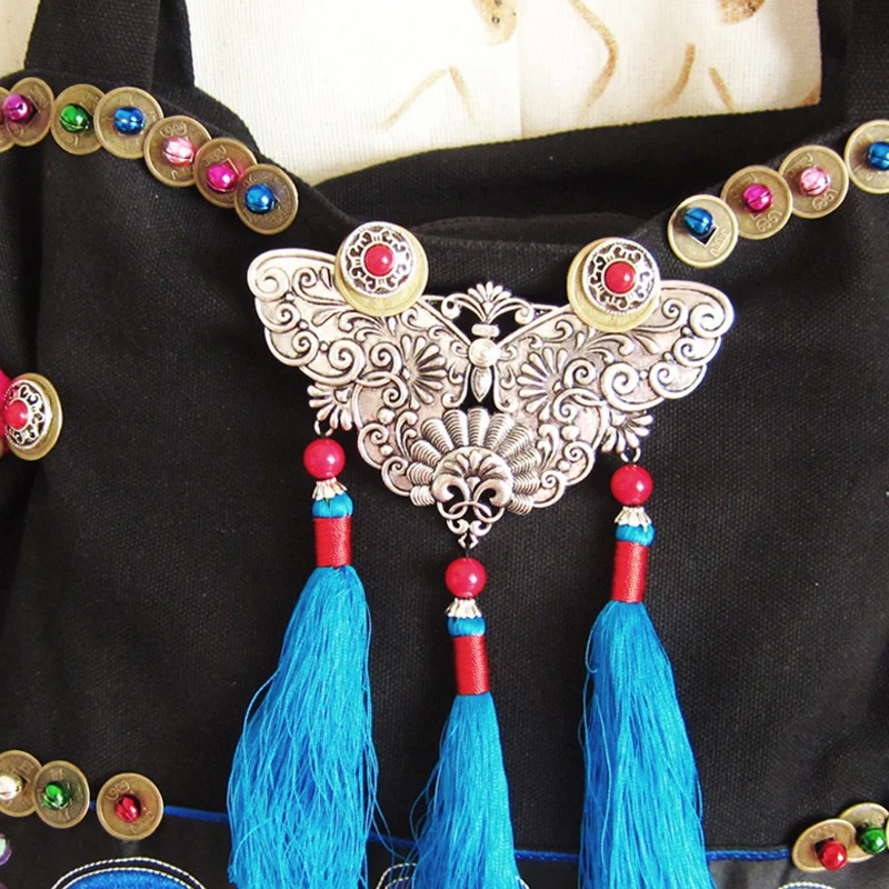 Сумка в национальном этническом стиле с вышивкой богемном кисточками сумочка