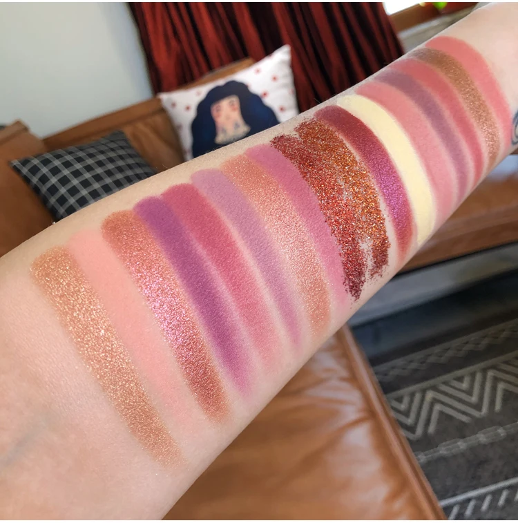 

Glitter Makeup Palette 18 Color Long-lasting Eye Shadow Palette Easy to Wear Eyeshadow Pallete Natural Matte Shimmer Cosmetic