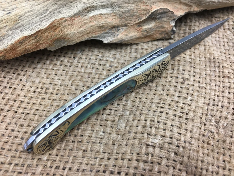 Высокое качество небольшой складной нож Ножи Дамаск Сталь лезвие латунь + В виде