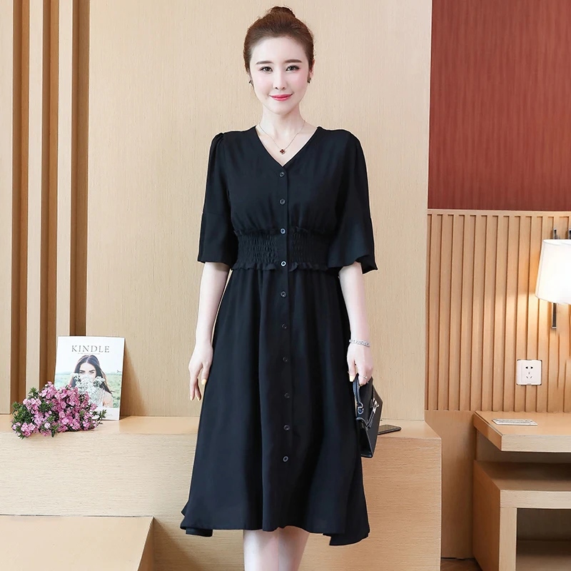 Летнее шифоновое платье новое однотонное с v образным вырезом и расклешенными