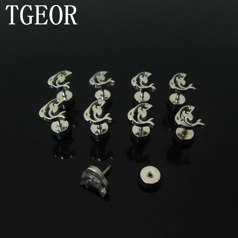 

Модные иллюзии обманщики 1 пара 1,2*6*6/9 мм из нержавеющей стали в форме дельфина Имитация пирсинга заглушки Серьги Бесплатная доставка