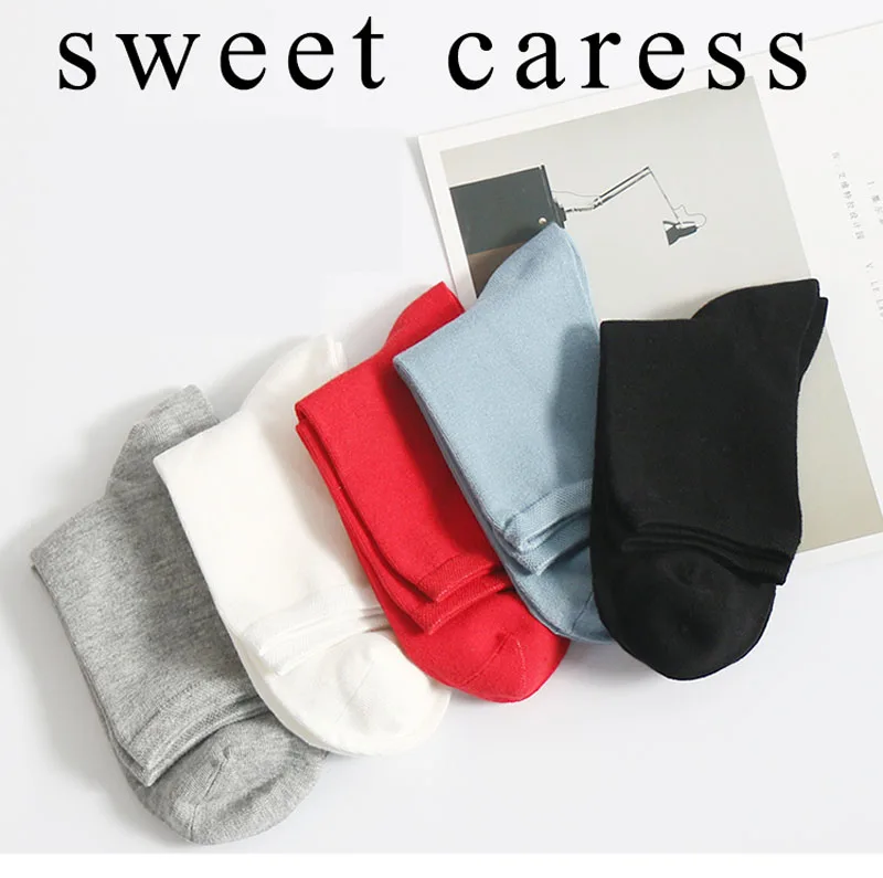 

2 Pairs/Lot Woman socks Bamboo fibers absorb sweat and prevent odour Anti-skid breathable Hand sewing Simple pure color socks