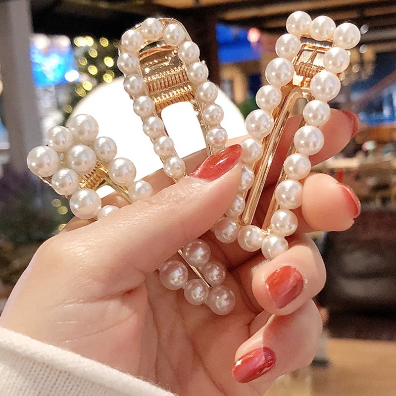 

Women Fashion Hollow Out Faux Bead Hairpin Headwear AM0415