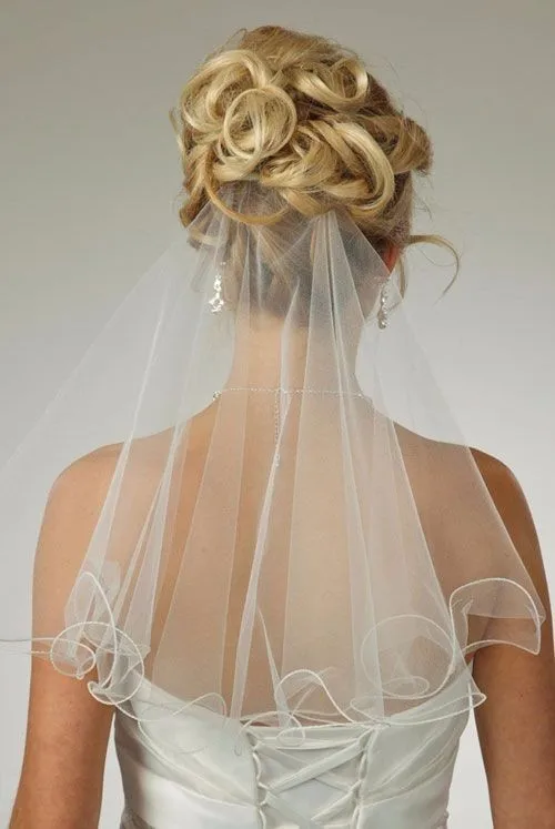 В наличии белая и слоновая кость фата-карандаш один слой тюля простая свадебная