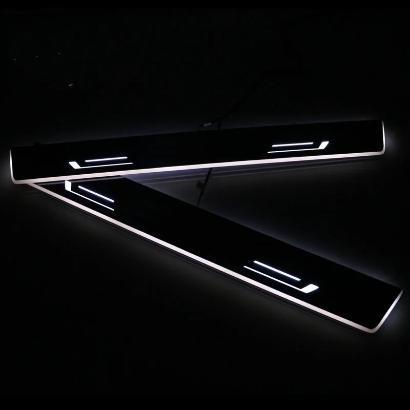 

SNCN LED Car Scuff Plate Trim Pedal Door Sill Pathway Moving Welcome Light For Hyundai Tucson 2015 2016 Badge Emblem Acrylic