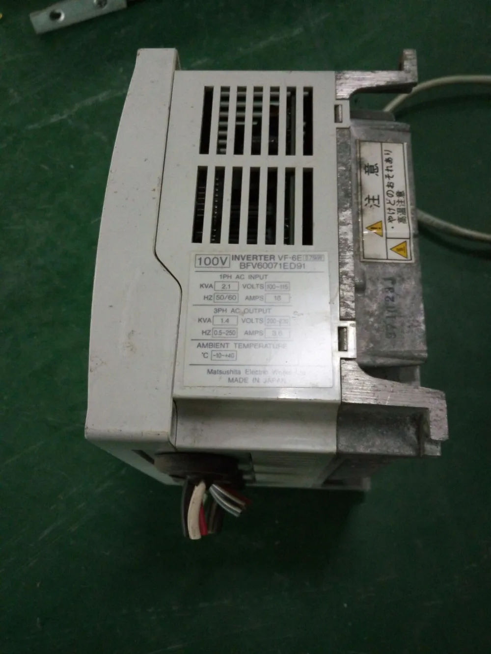 VF 6E 0 75 кВт 100 в BFV60071ED91 servopack хороший внешний вид 90% новый 90 дней гарантии наличии