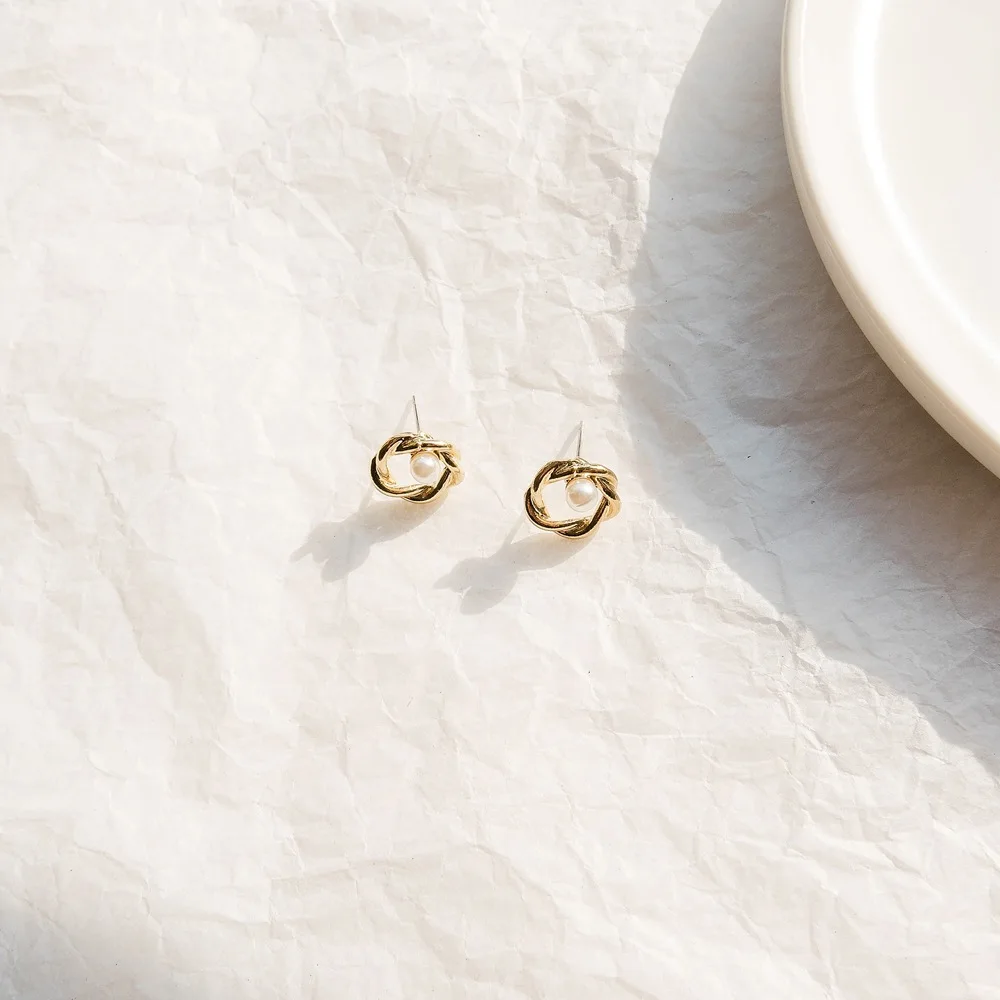 Женские маленькие серьги-гвоздики Золотые серьги модные ювелирные изделия