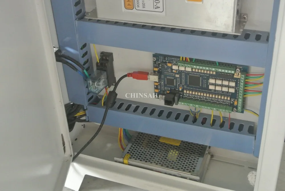 Фрезерный станок с ЧПУ резка 0609 сделано в Китае для деревянной кровати