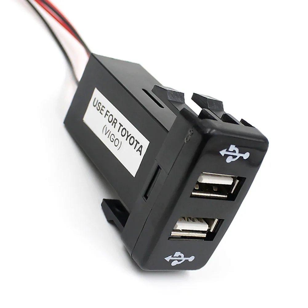 Автомобильное зарядное устройство 5V 2.1A с двумя usb портами для быстрой зарядки