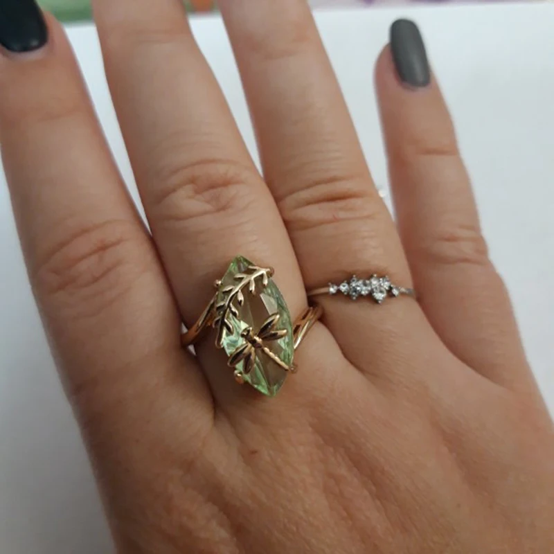 Ретро оливково зеленый камень золотой цвет стрекоза кольца Bague для женщин