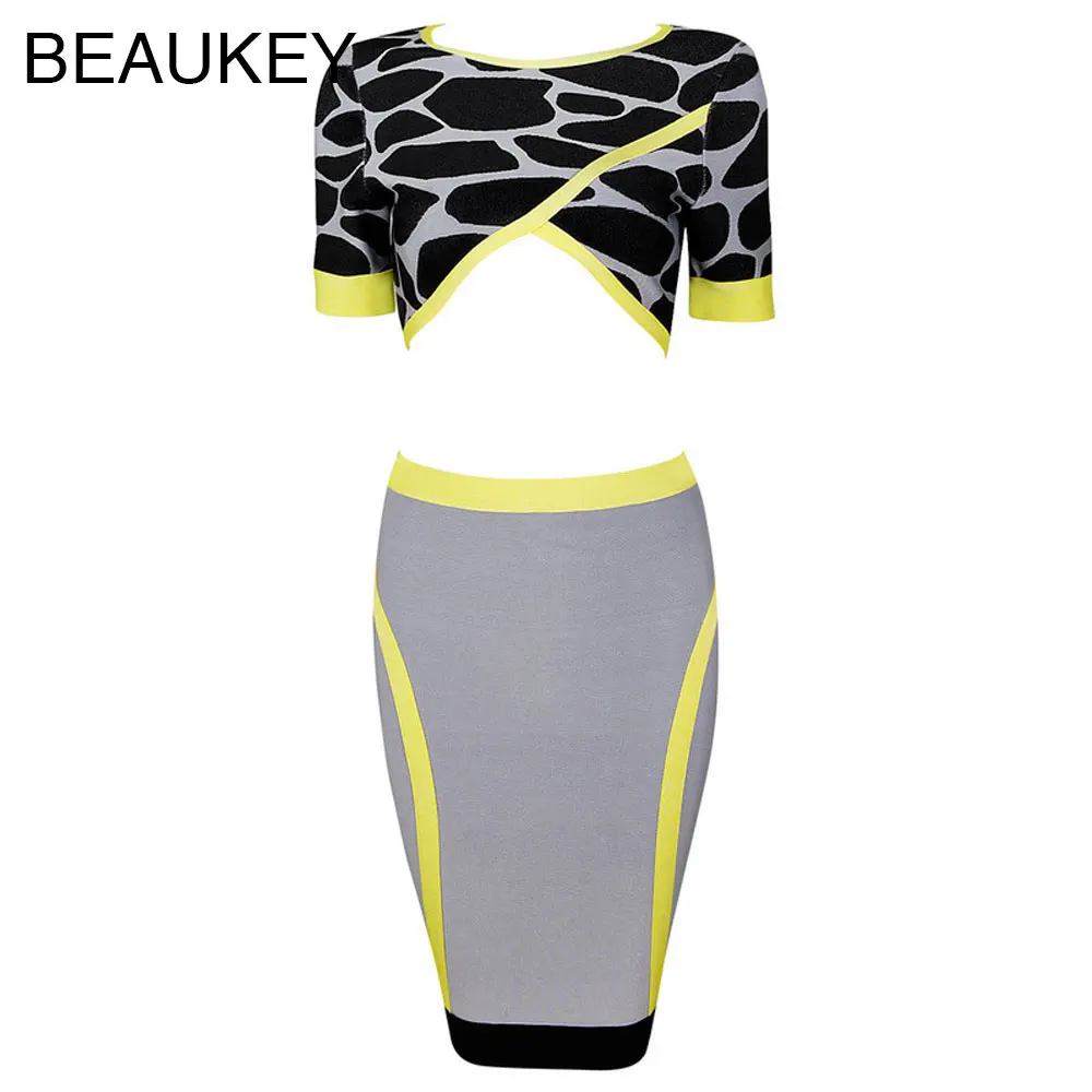 Женский облегающий комплект из 2 предметов короткий топ с полурукавами и