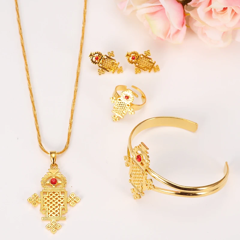 Комплект женских ювелирных изделий из колье серёг и кольца | Украшения