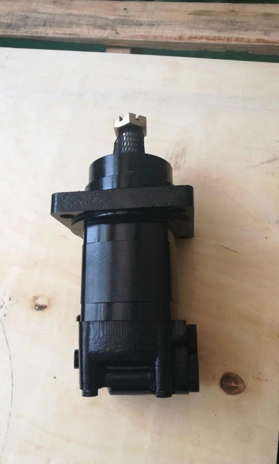 

ORBITAL HYDRAULIC MOTOR 105-1002-006 2000 SERIES