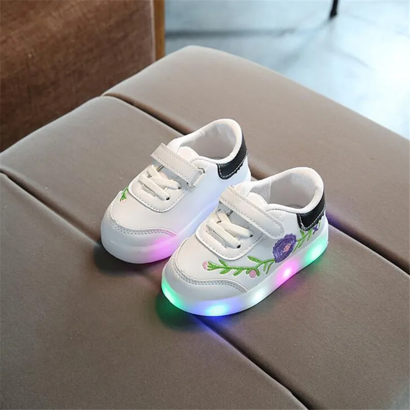 2019 Hot New Autumn Led Lights Girls Kids Colorful Luminous Flat Casual Spring Shoes Sneakers Fashion Children Lighted Boys | Детская