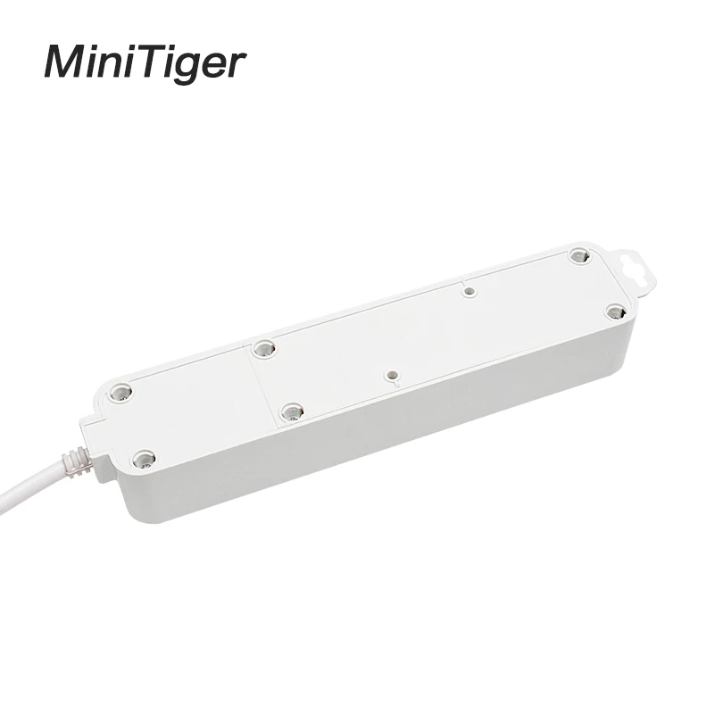 Удлинитель Minitiger с двумя USB-портами для зарядки и европейской розеткой |