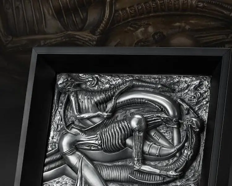 OGRM crafts настенная вешалка H. R. Giger Alien queen настенная подвесная эксклюзивная настенная художественная фоторамка из смолы литая алюминиевая - Цвет: Allien