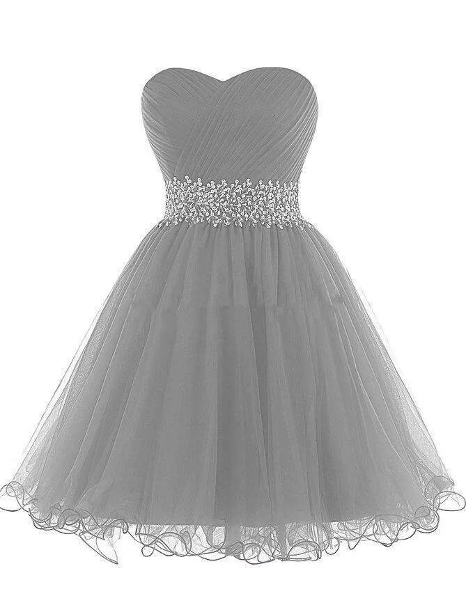 Женское короткое коктейльное платье с бусинами и поясом свадебное из тюля