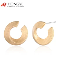 hongye jewelry classic vintage unique circle stud earrings for women handmade drawing fashion accessories 2020