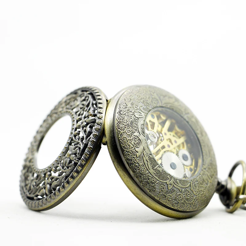 Antique Steampunk Hollow Pattern Mechanical Pocket Watch Bronze Vintage Gentleman Fob Chain Men's and Women's Watch Gift
