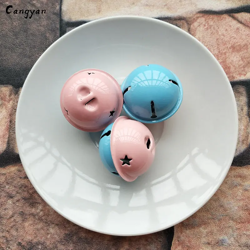 Pink blue 3 шт., милый яркий двухцветный большой колокольчик, Креативный металл, 4 см, краски, аксессуары, сделай сам, рождественские аксессуары, одежда для собак, подарки для детей, как - Цвет: Pink blue