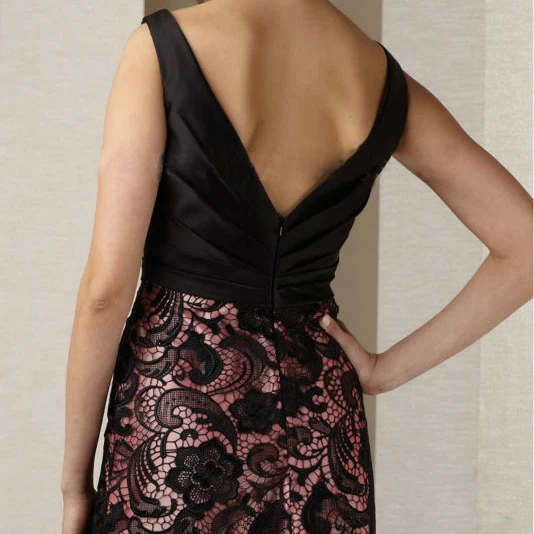 Элегантные кружевные платья а силуэта без рукавов розового и черного цвета для
