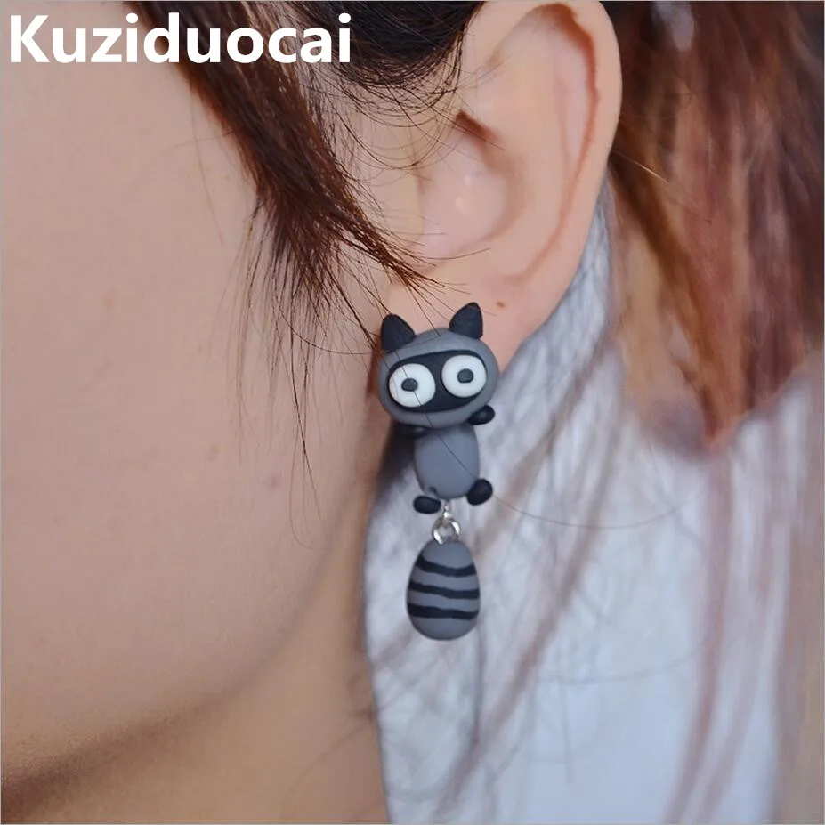 Kuziduocai Новинка! Модные ювелирные изделия, мягкие керамические милые серьги-гвоздики в виде маленького животного енота для женщин и девочек, подарки E-4