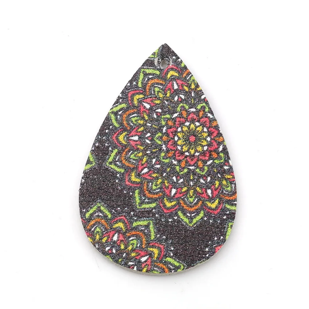Подвески DoreenBeads из искусственной кожи подвески с цветочным узором в случайном